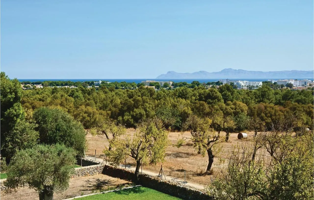Awesome Home In Port Dalcudia With Kitchen Port de Alcudia  0*, Port de Alcudia (Mallorca)