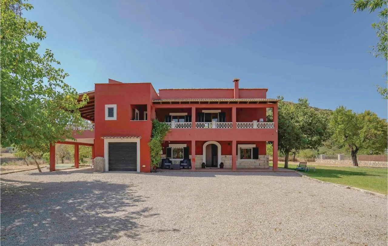 Awesome Home In Port Dalcudia With Kitchen Port de Alcudia  Holiday home
